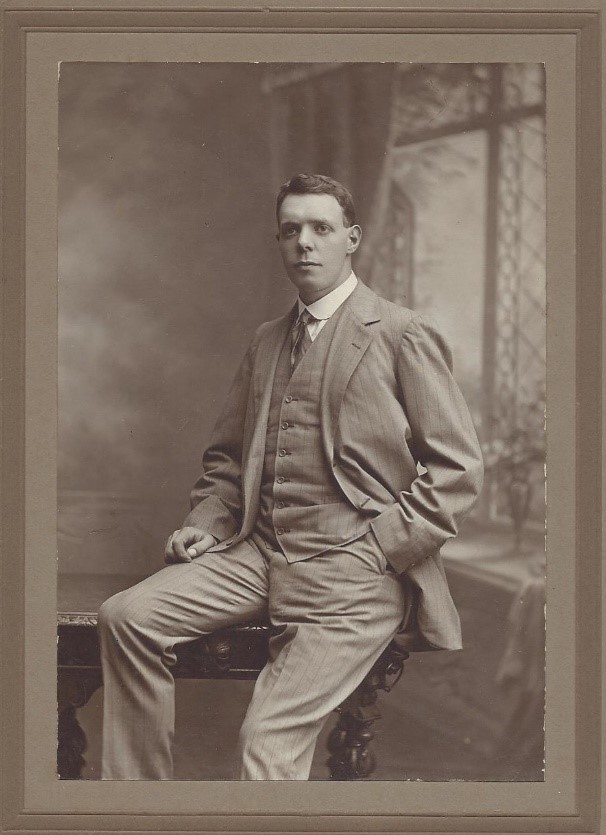Moore Samuel