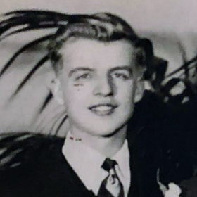 Schoof Gerald W